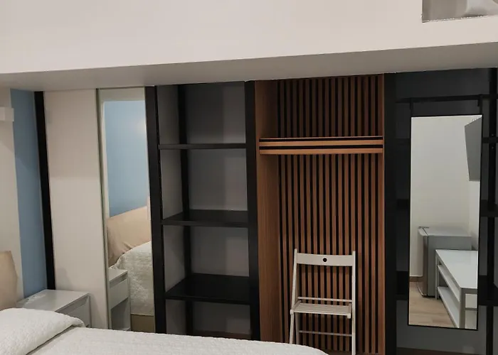 Parthenope Suite Rooms Vomero Vanvitelli a 2 min quartieri spagno via Toledo Napoli